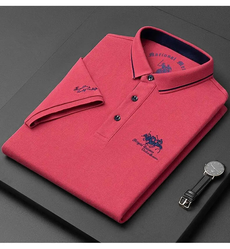 Camisa polo masculina: bordada, em algodão de luxo, casual com lapela e manga curta