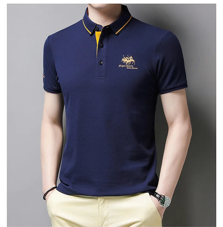 Camisa polo masculina: bordada, em algodão de luxo, casual com lapela e manga curta
