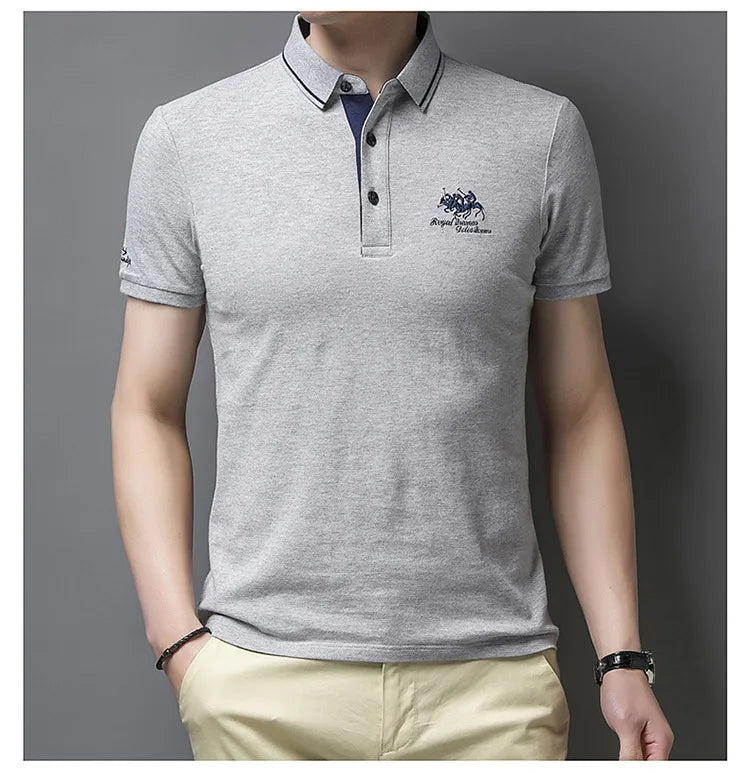 Camisa polo masculina: bordada, em algodão de luxo, casual com lapela e manga curta