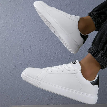 Novos tênis de moda branca: casual, alta qualidade na moda all-match, personalidade e estilo.