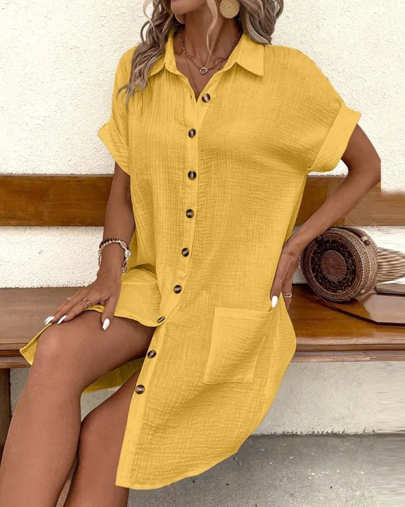Camisa Vestido solto, minimalista com decote em V, botão acima, algodão e linho branco, manga curta e com bolso casual