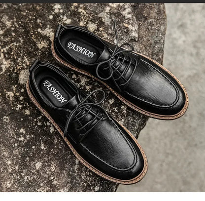 Sapato Masculino Brogue de couro: casual, de couro genuíno.