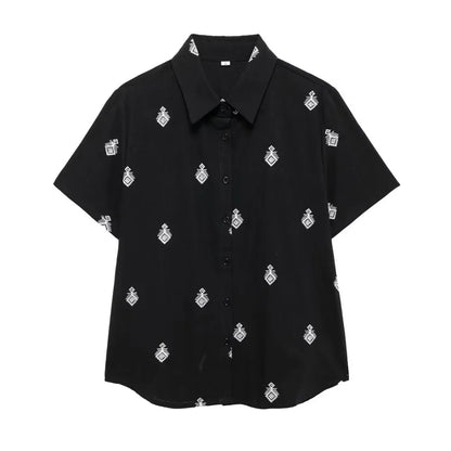 Conjunto Elegance: casual com 2 peças bordados com camisa tipo top de manga curta e lapela combinando calças largas