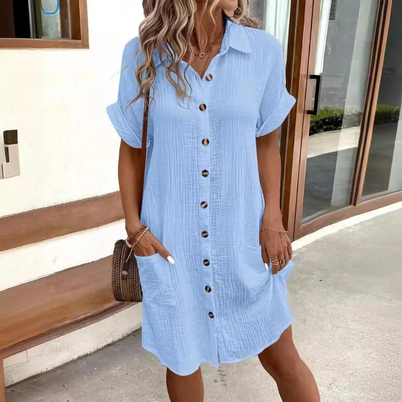 Camisa Vestido solto, minimalista com decote em V, botão acima, algodão e linho branco, manga curta e com bolso casual