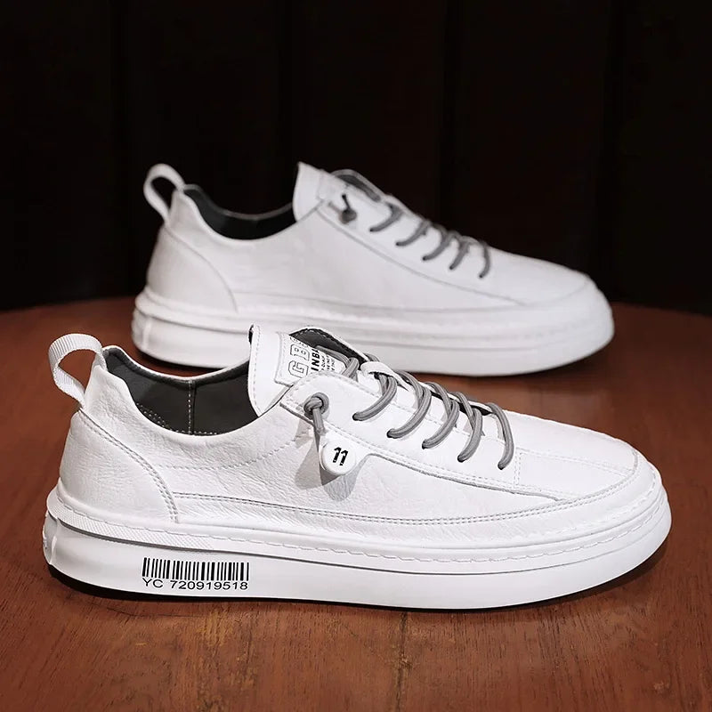 Novo casual masculino de couro: antiderrapante: moda confortável tênis, solado plano