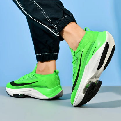 Tênis de corrida masculino: malha respirável, confortável, plana.