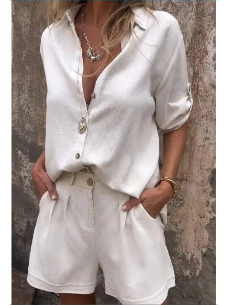 Conjunto duas peças algodão e linho: camisa com lapela, botão, manga curta + shorts