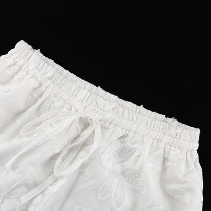 Conjunto feminino duas peças: moda primavera/verão com shorts solto e camisa longa