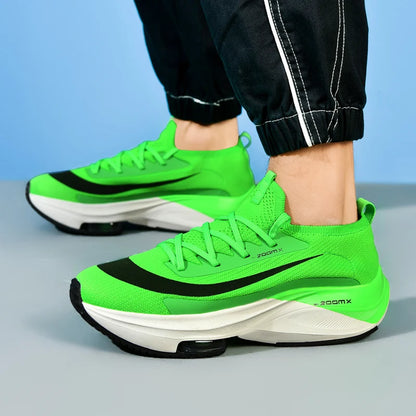 Tênis de corrida masculino: malha respirável, confortável, plana.
