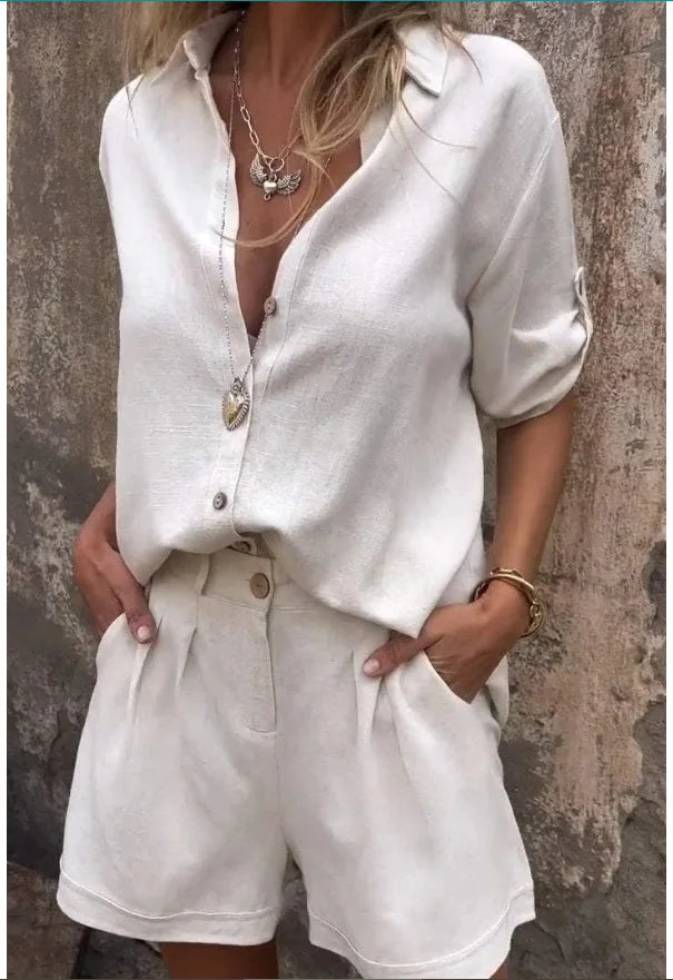 Conjunto duas peças algodão e linho: camisa com lapela, botão, manga curta + shorts
