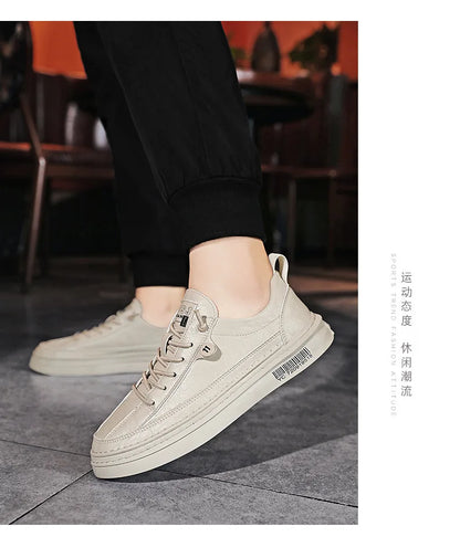 Novo casual masculino de couro: antiderrapante: moda confortável tênis, solado plano