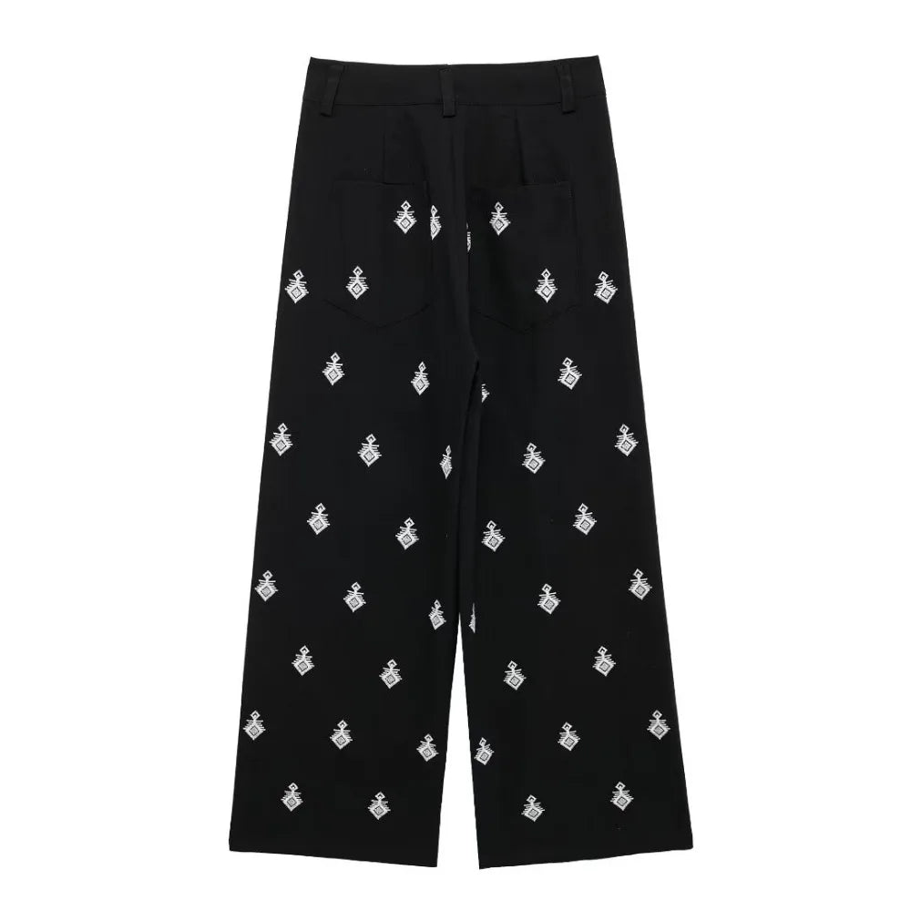 Conjunto Elegance: casual com 2 peças bordados com camisa tipo top de manga curta e lapela combinando calças largas
