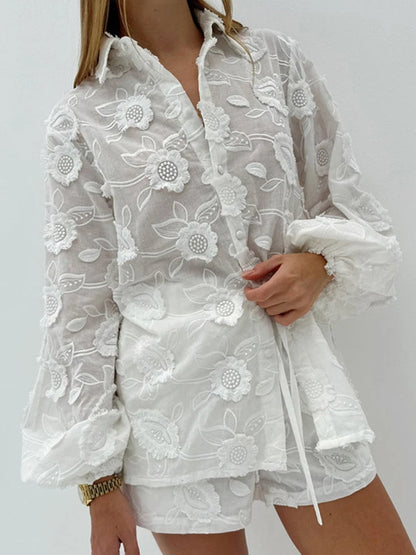 Conjunto feminino duas peças: moda primavera/verão com shorts solto e camisa longa