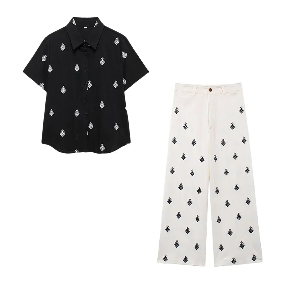 Conjunto Elegance: casual com 2 peças bordados com camisa tipo top de manga curta e lapela combinando calças largas