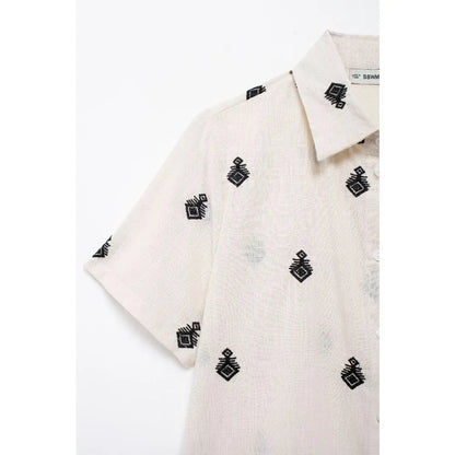 Conjunto Elegance: casual com 2 peças bordados com camisa tipo top de manga curta e lapela combinando calças largas